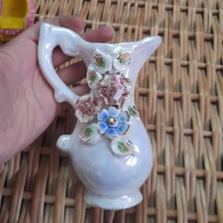 پارچ کوچک قدیمی