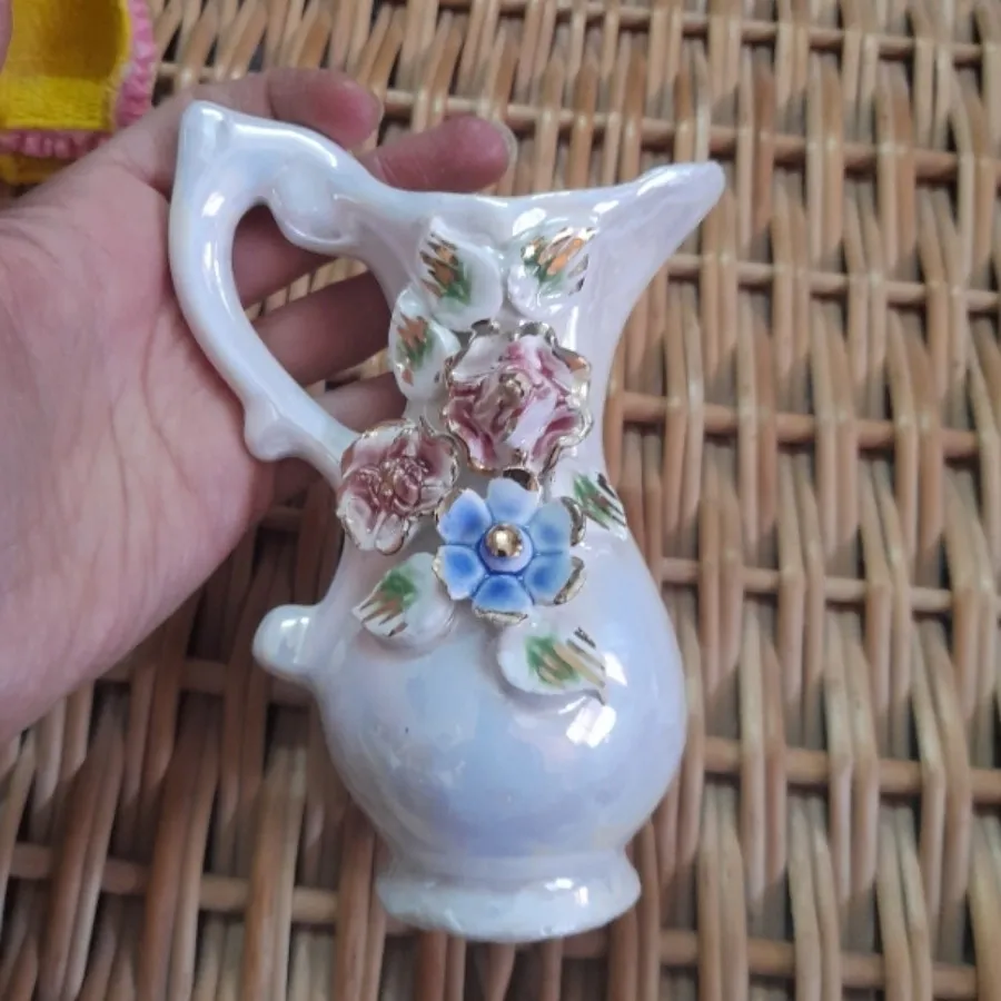 پارچ کوچک قدیمی