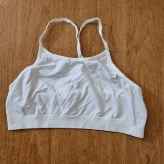 سوتین ورزشی 90 تومنی