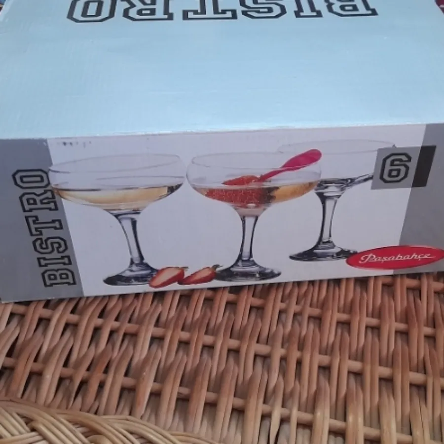 بستنی خوری پاشاباغچه