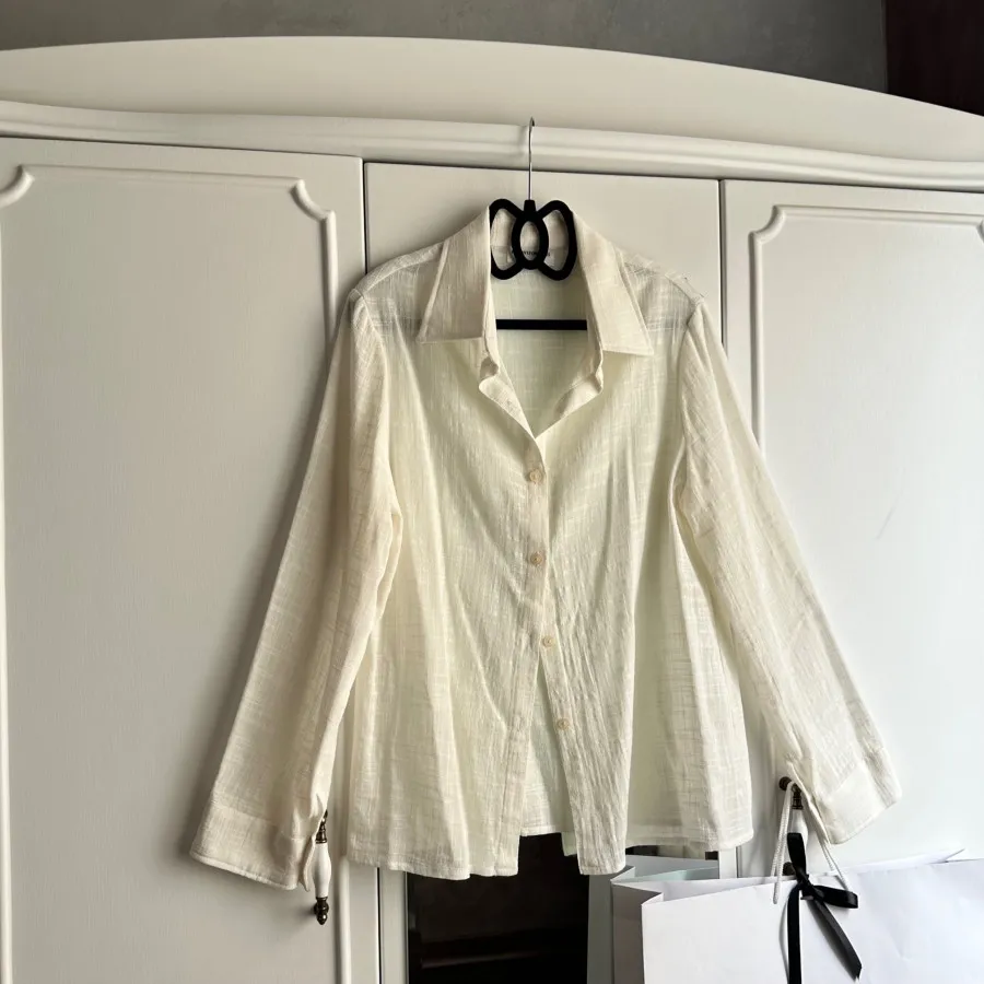 شومیز نخی سفید