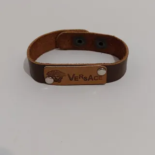 دستبند چرم اسپرت ورساچ