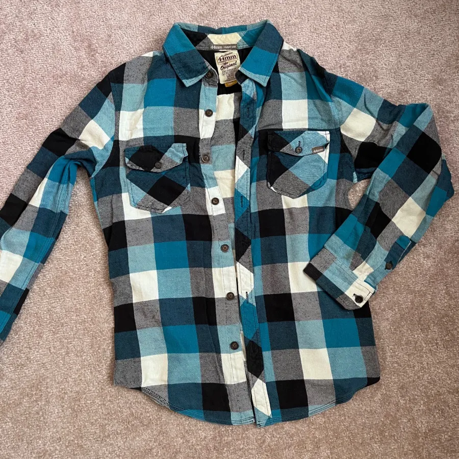 لباس مردونه چهارخونه