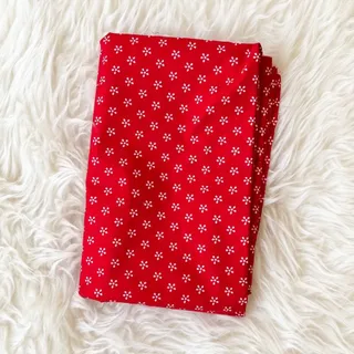 پارچه گلدار قرمز