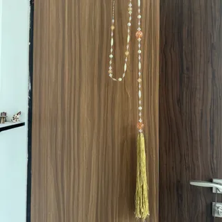 اویز زینتی کنار پرده