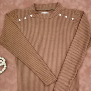 بلوز یقه گرد دکمه پرچی