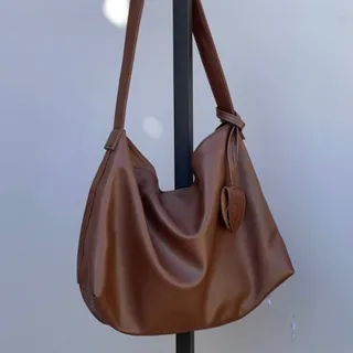 کیف دوشی لش