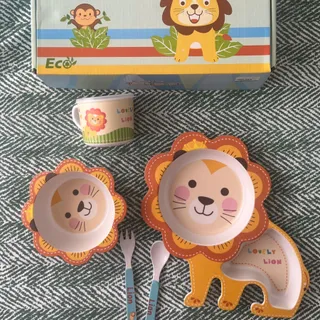 ظرف غذای بامبو کودک