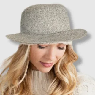 کلاه لبه دار چرم استردار