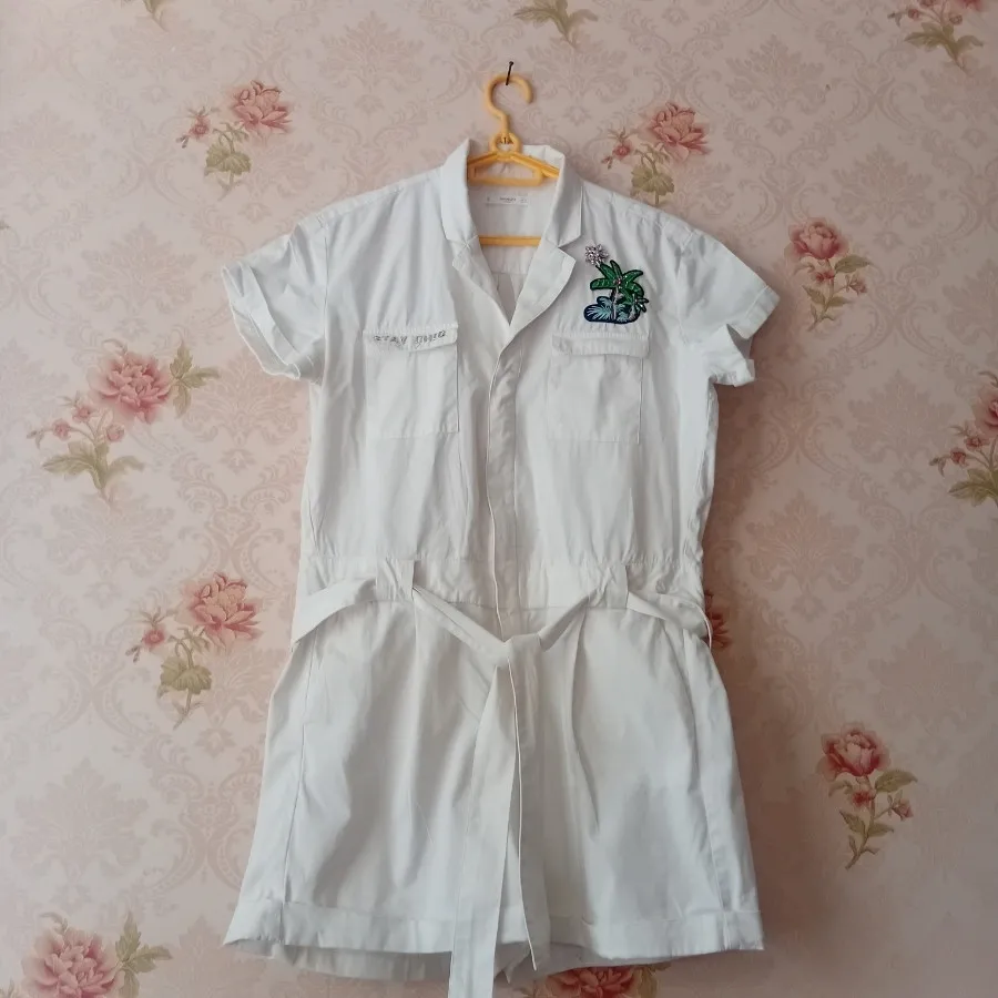 لباس با دامن شلواری