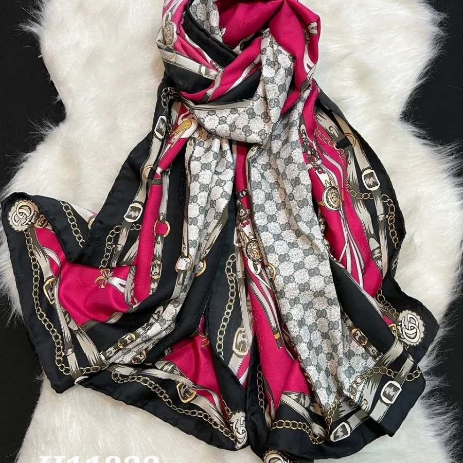 شال ابریشم ژاکازد