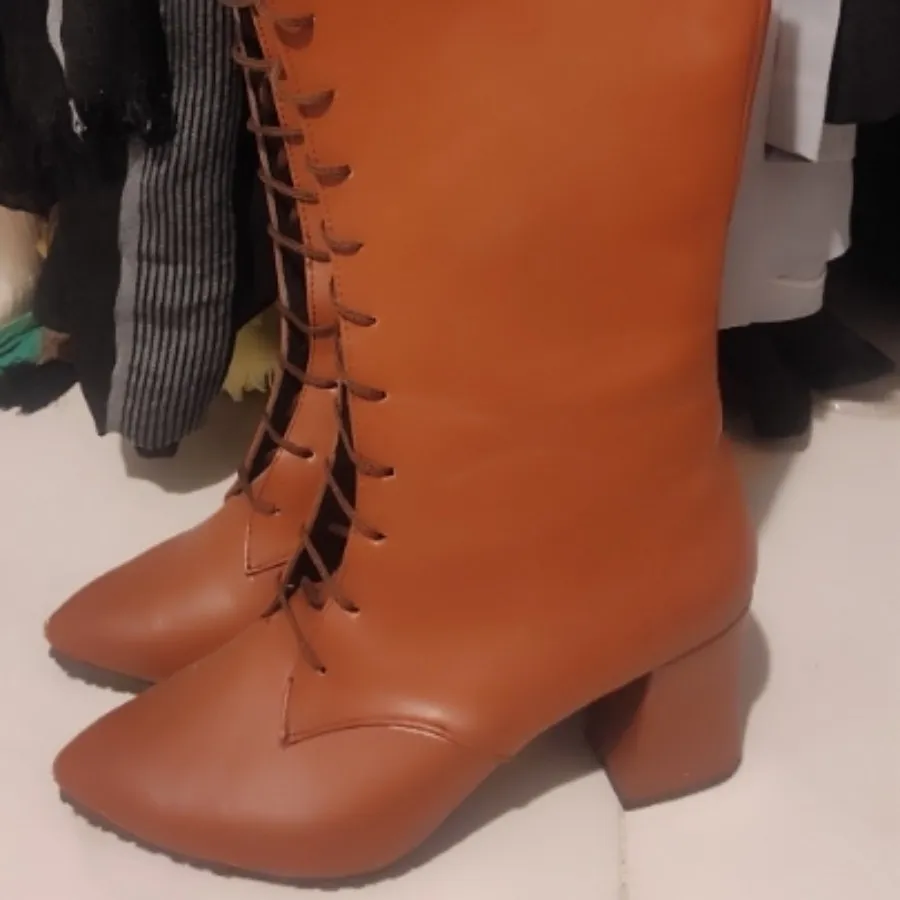 بوت پاشنه دار