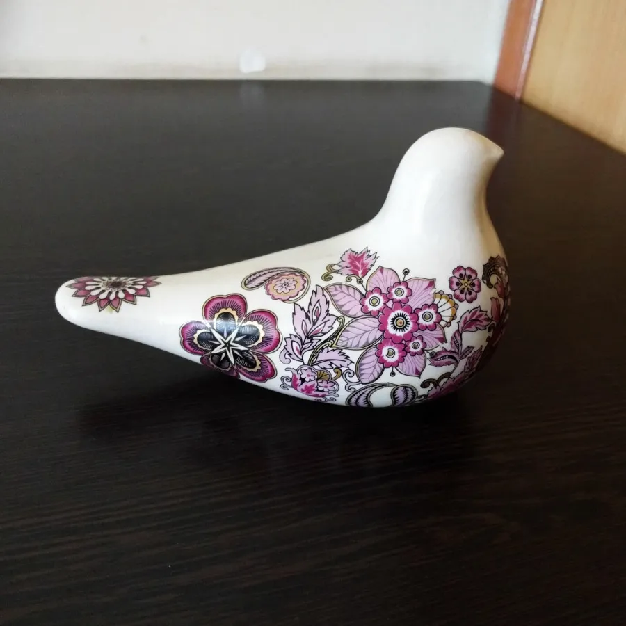 مجسمه پرنده دکوری