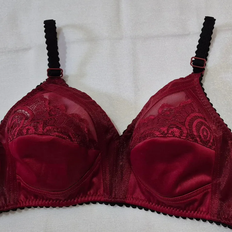 سوتین 7 تیکه لعیا