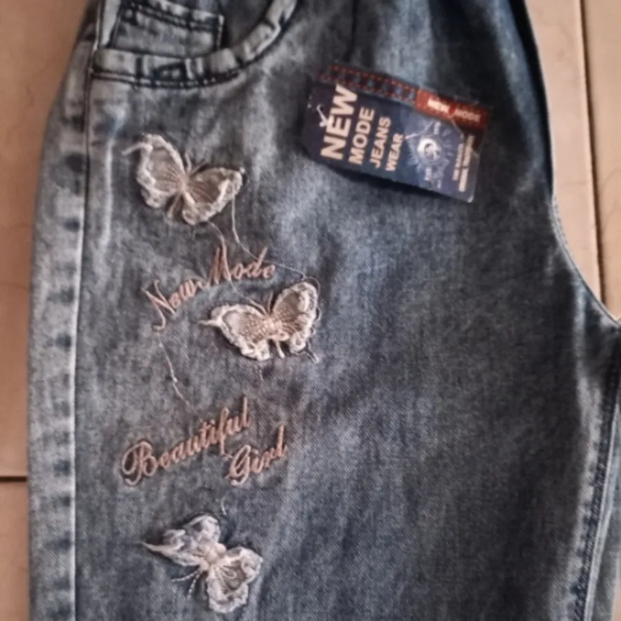 شلوار جین مام دخترانه