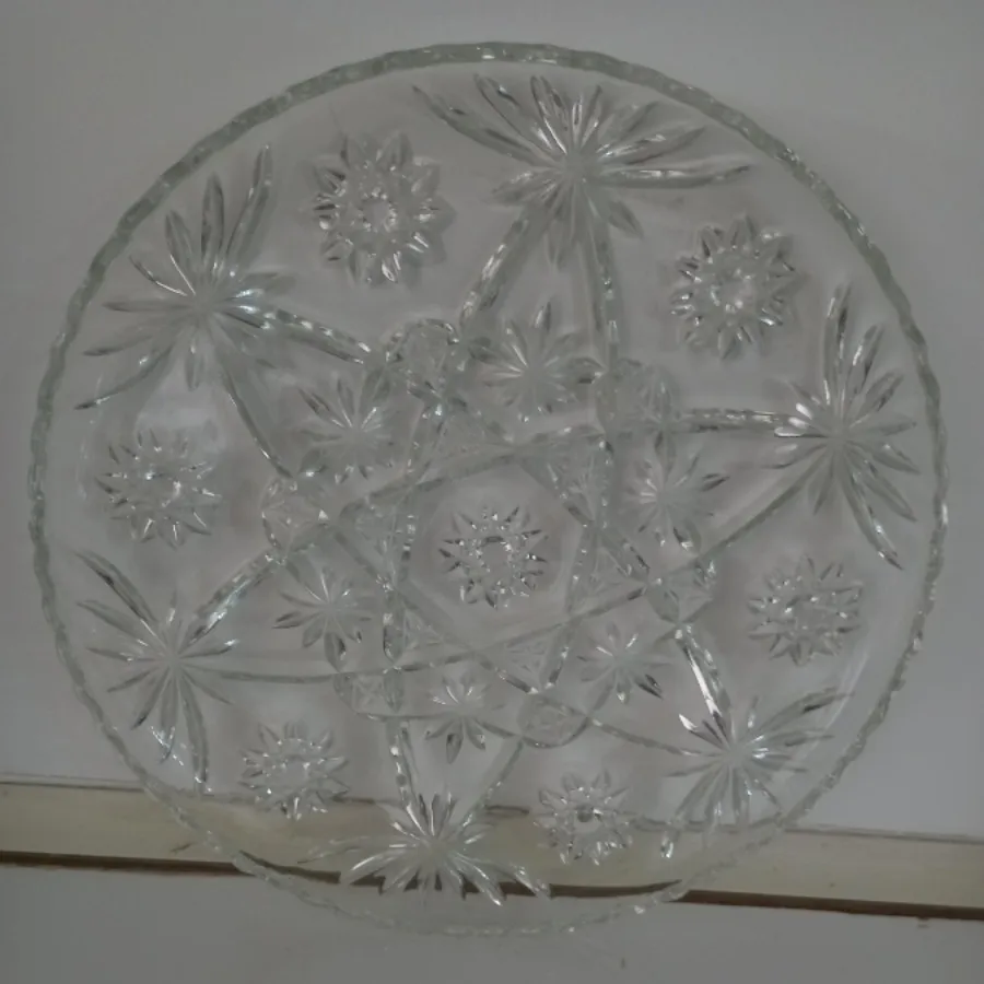 ظرف بلوروچینی قدیمی