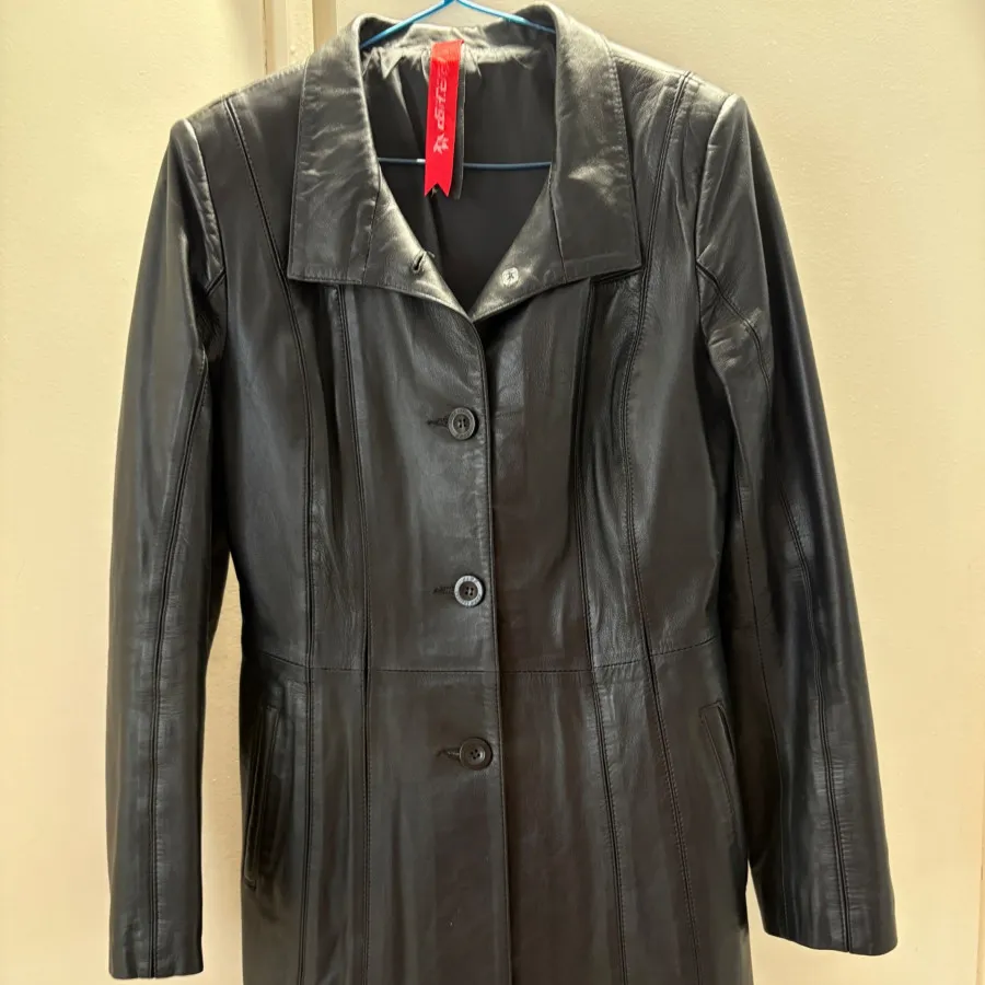 کت چرم نوین چرم