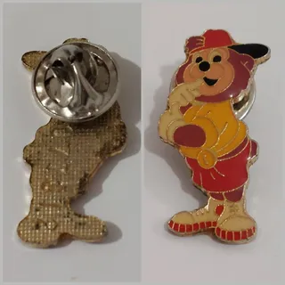 سنجاق سینه طرح میکی موس