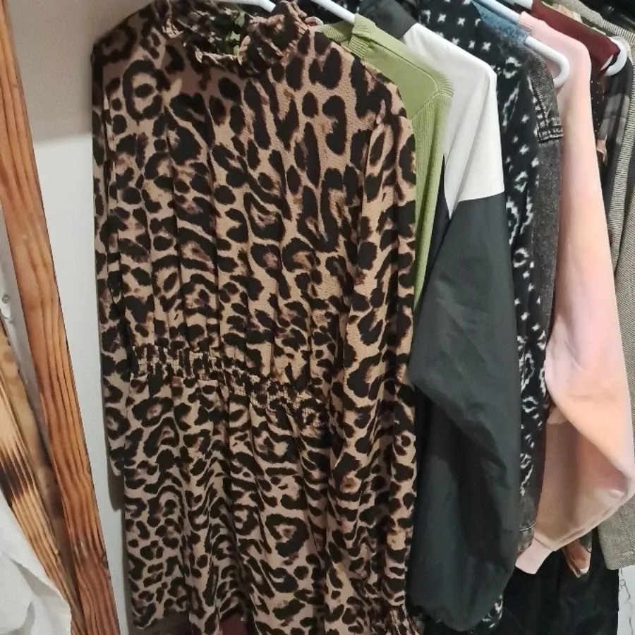 پیراهن پلنگی شین