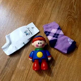 جوراب بچگانه و نوزادی