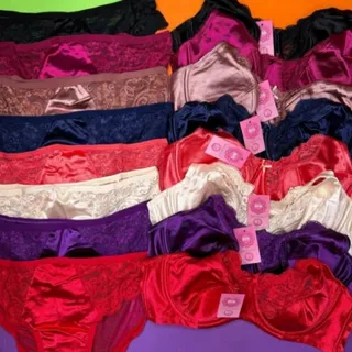 ست شورت و سوتین