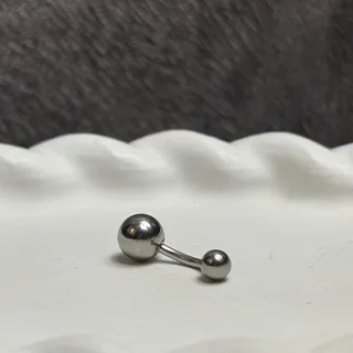 پیرسینگ ناف