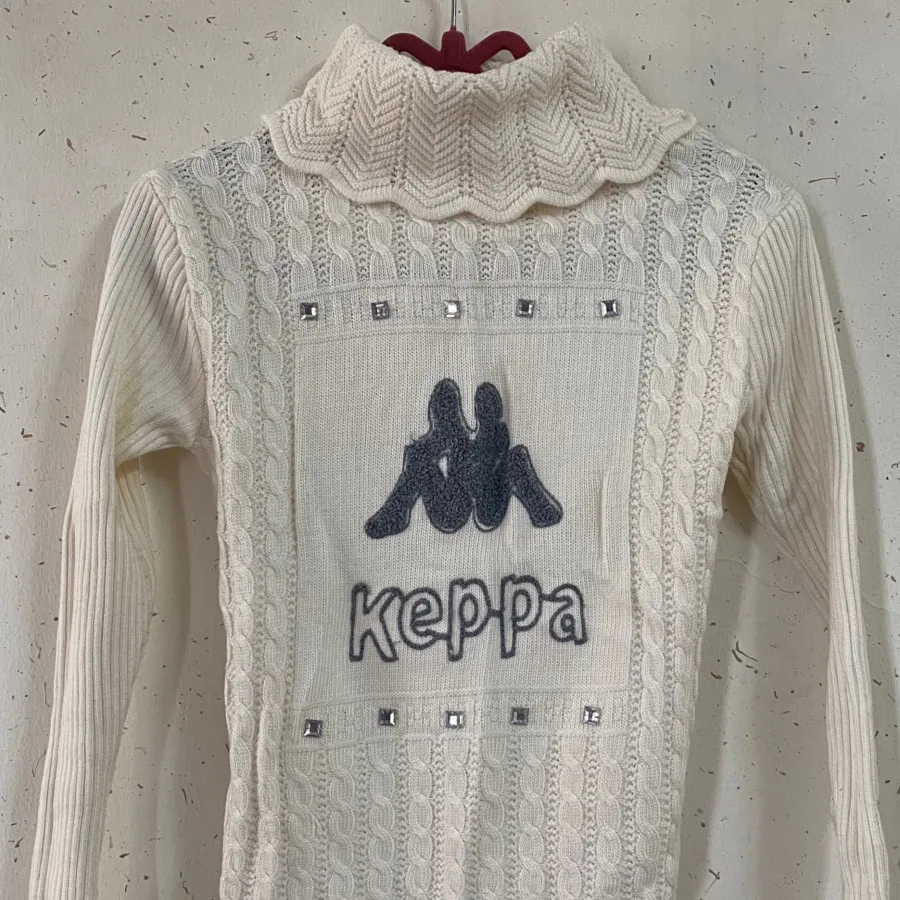 بافت یقه اسکی شیری