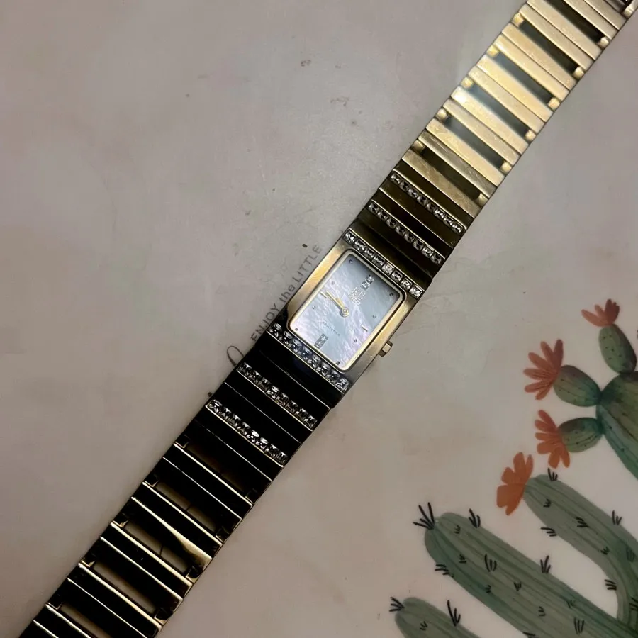 ساعت مچی سوییسی اصل انزو