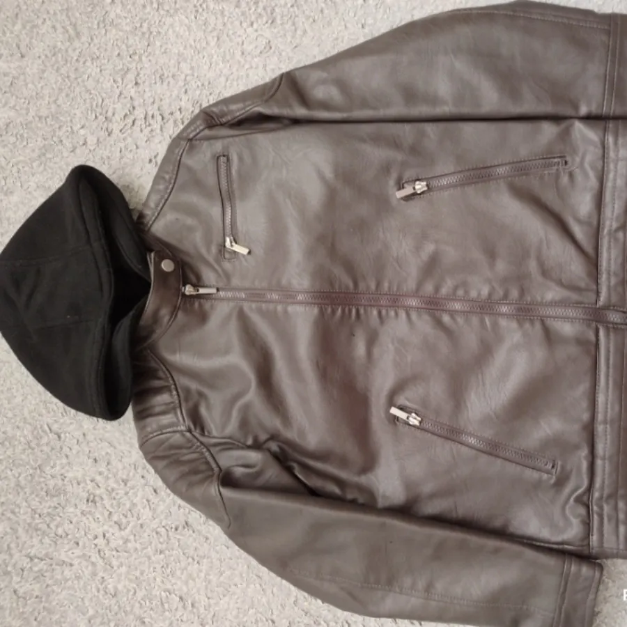 کاپشن چرم دفکتو