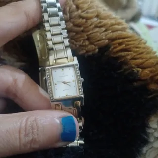 ساعت رومانسون دور نگین طل