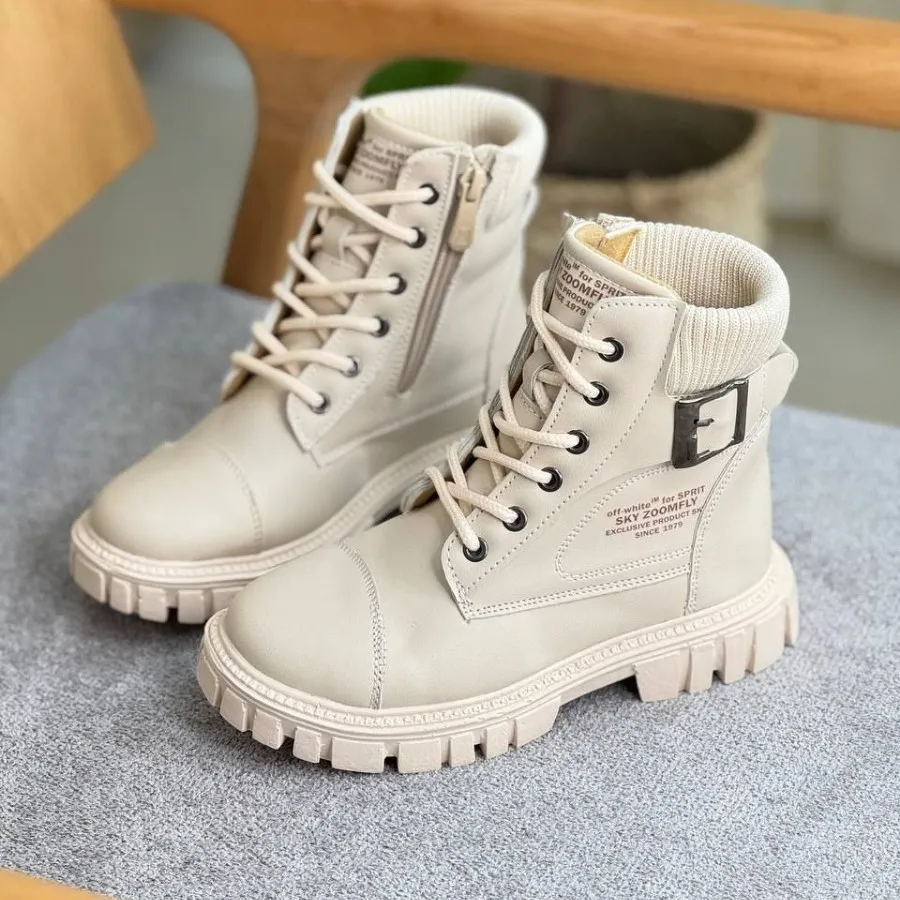 بوت اسپرت بچگانه