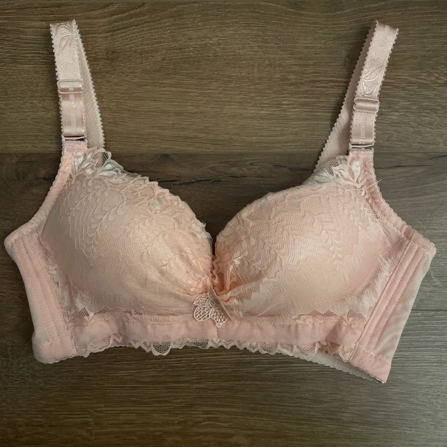 سوتین گلبهی