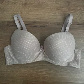 سوتین شکلاتی