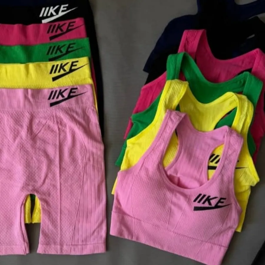 ست نیم تنه و شلوارک