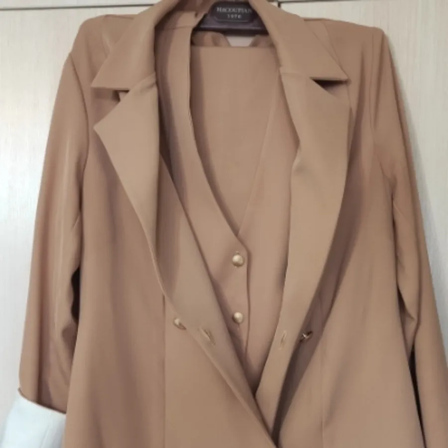 کت شلوار جلیقه