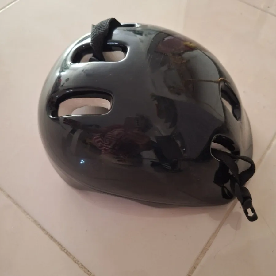 کلاه دوچرخه سواری