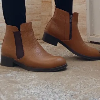 نیم بوت چرم زنانه