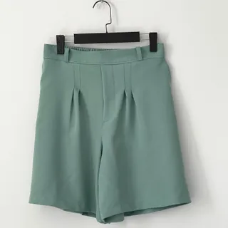 شلوارک زنانه