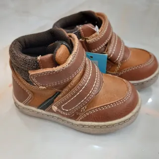 بوت بچه گانه