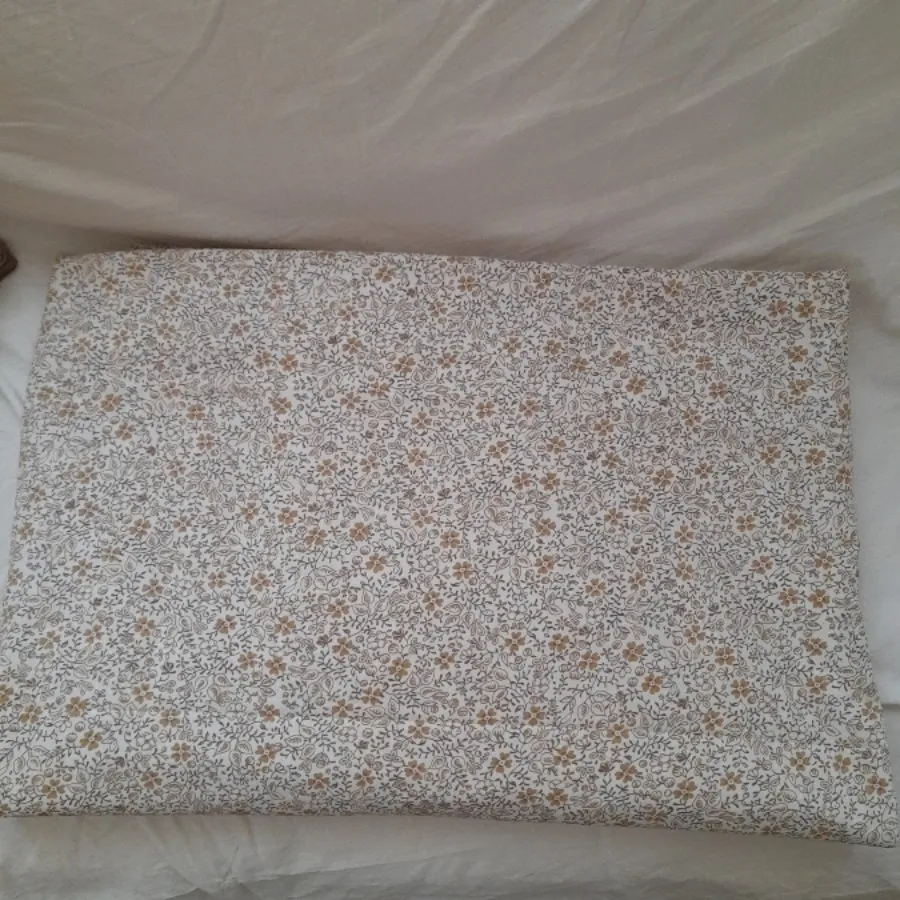 روبالشی نخی