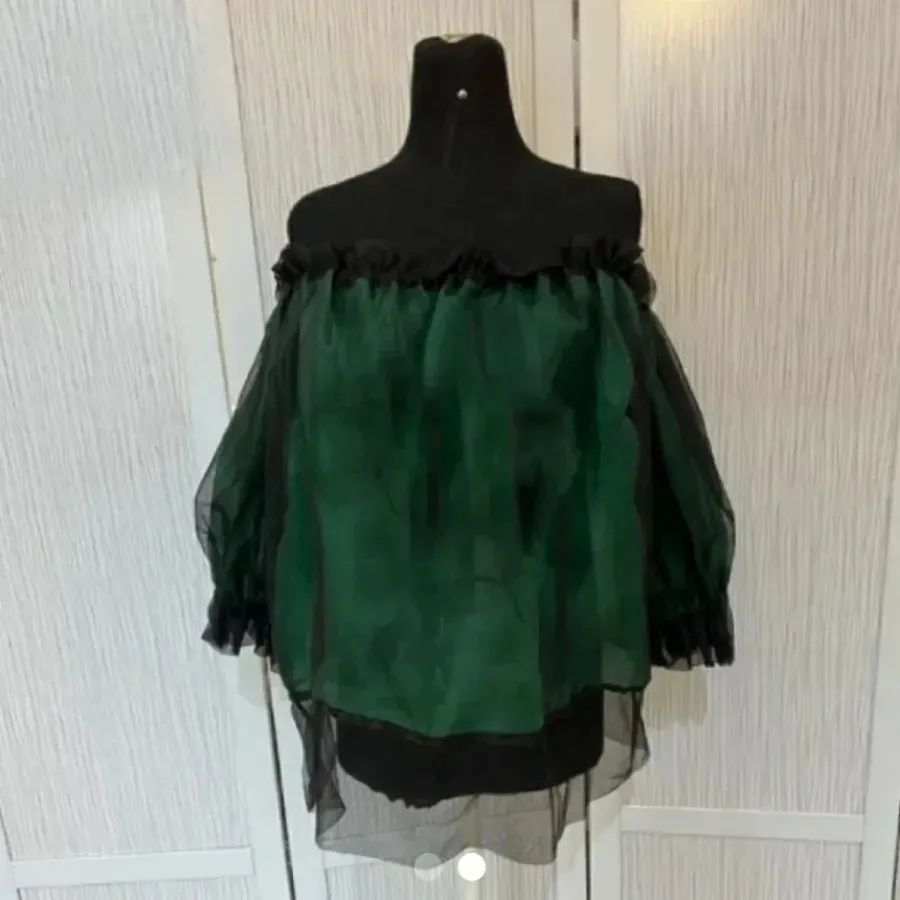 شومیز یقه قایقی