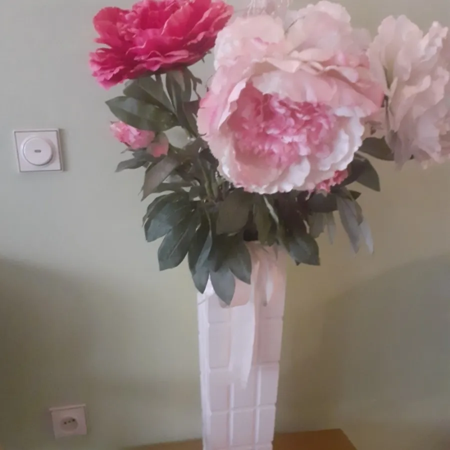 گلدان  گل مصنوعی