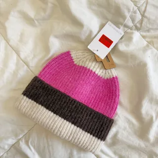 کلاه بافت خوشرنگ