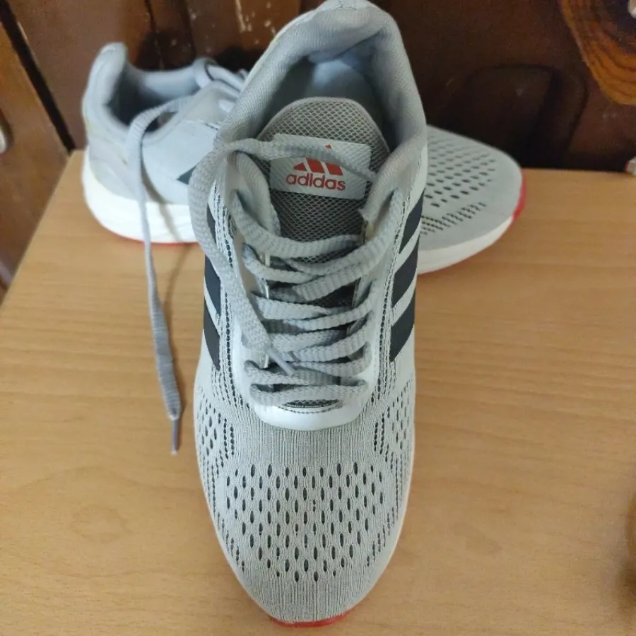 کتونی اسپرت