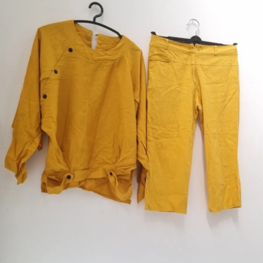 لباس و شلوارک 180