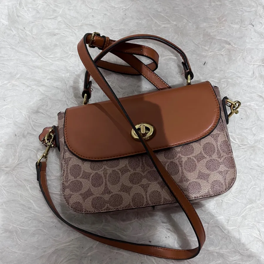 کیف دوشی کوچ