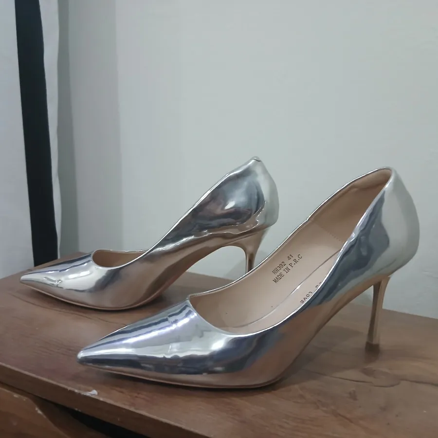 کفش پاشنه بلند