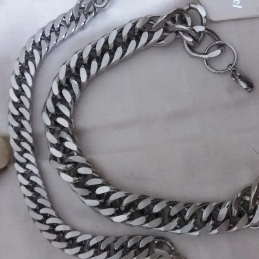 دستبند کارتیر