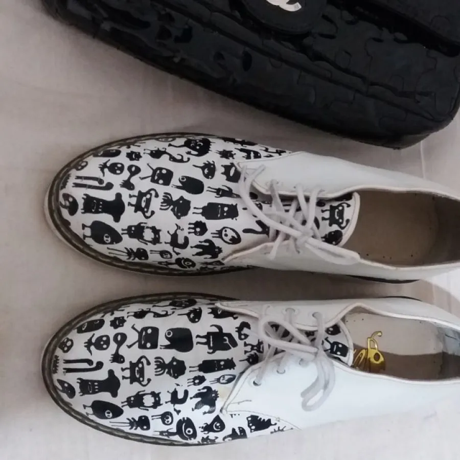 کفش برند ویزلند