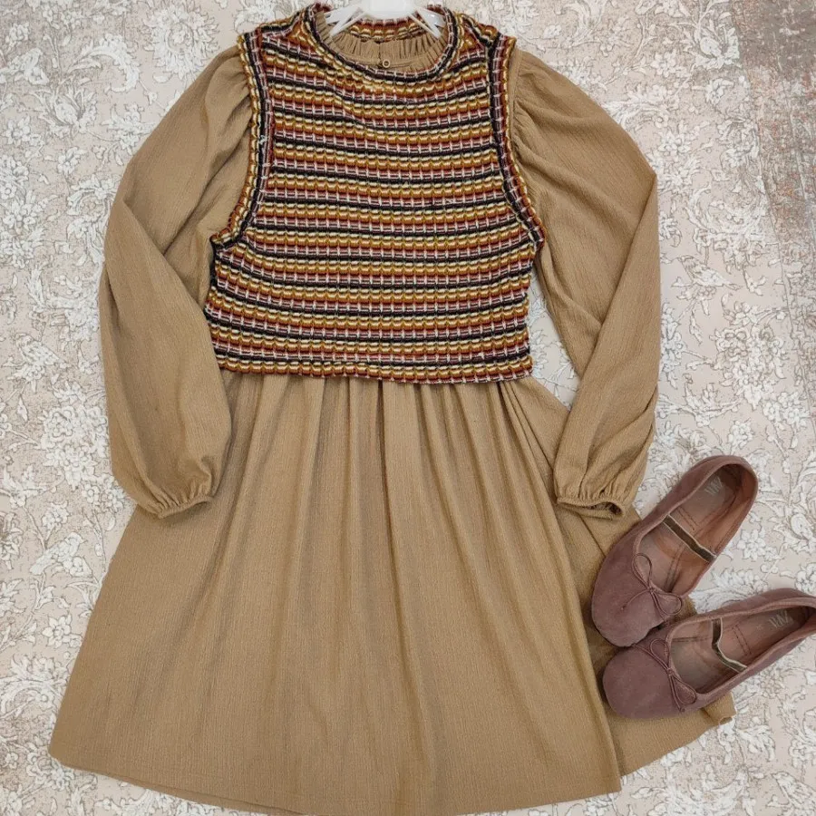 ست دو تکه پیراهن و تاپ